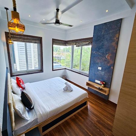 Premium Chalet Lonavala Eksteriør bilde