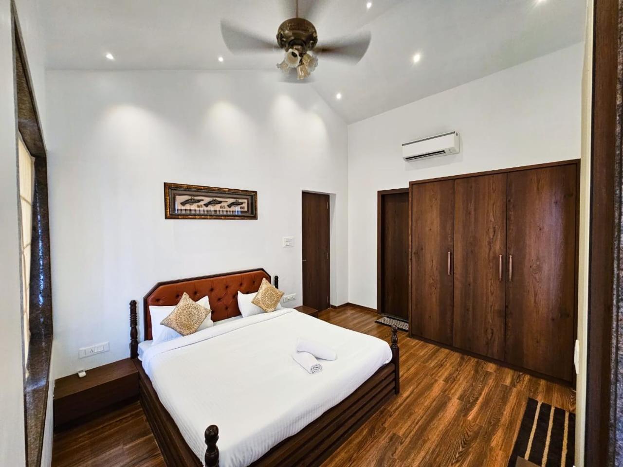 Premium Chalet Lonavala Eksteriør bilde