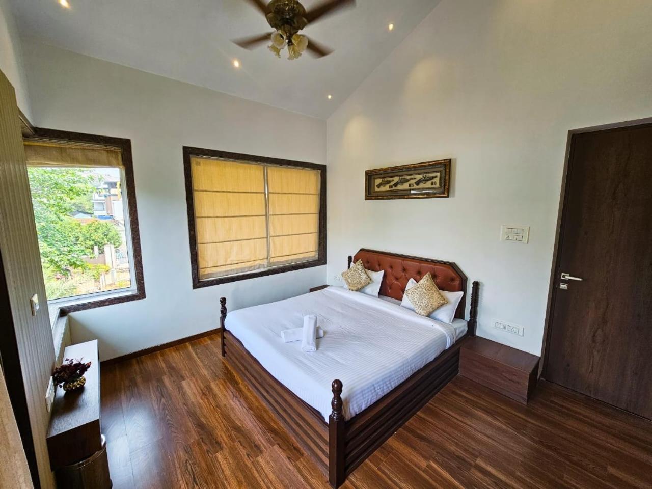 Premium Chalet Lonavala Eksteriør bilde